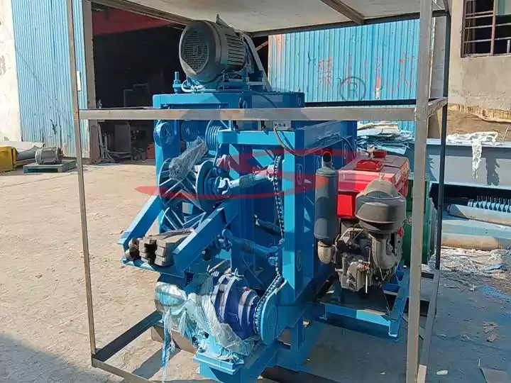 CE 인증 통나무 벗김기, 그리스 가구 공장에 수출